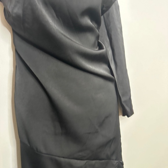 ECYANER Women's Elegant Sleeveless  Dress Backless Satin Backless Midi C… - Picture 7 of 12